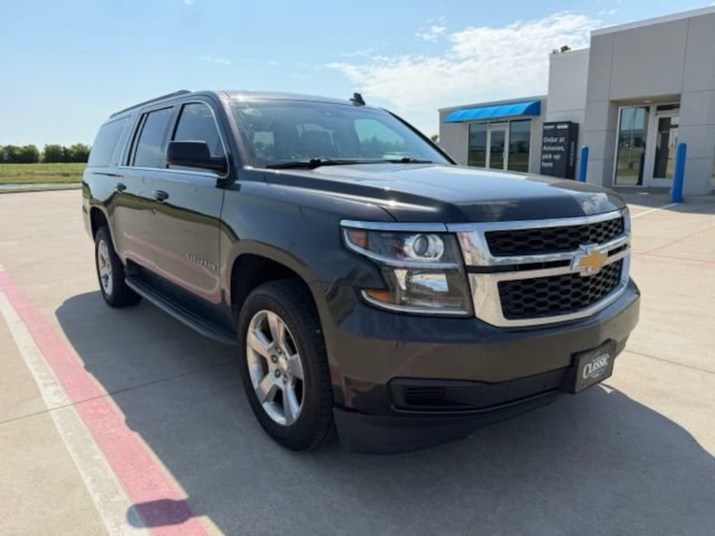 Used 2018 Chevrolet Suburban LT SUV