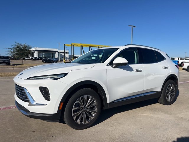 2025 Buick Envision Preferred's photo