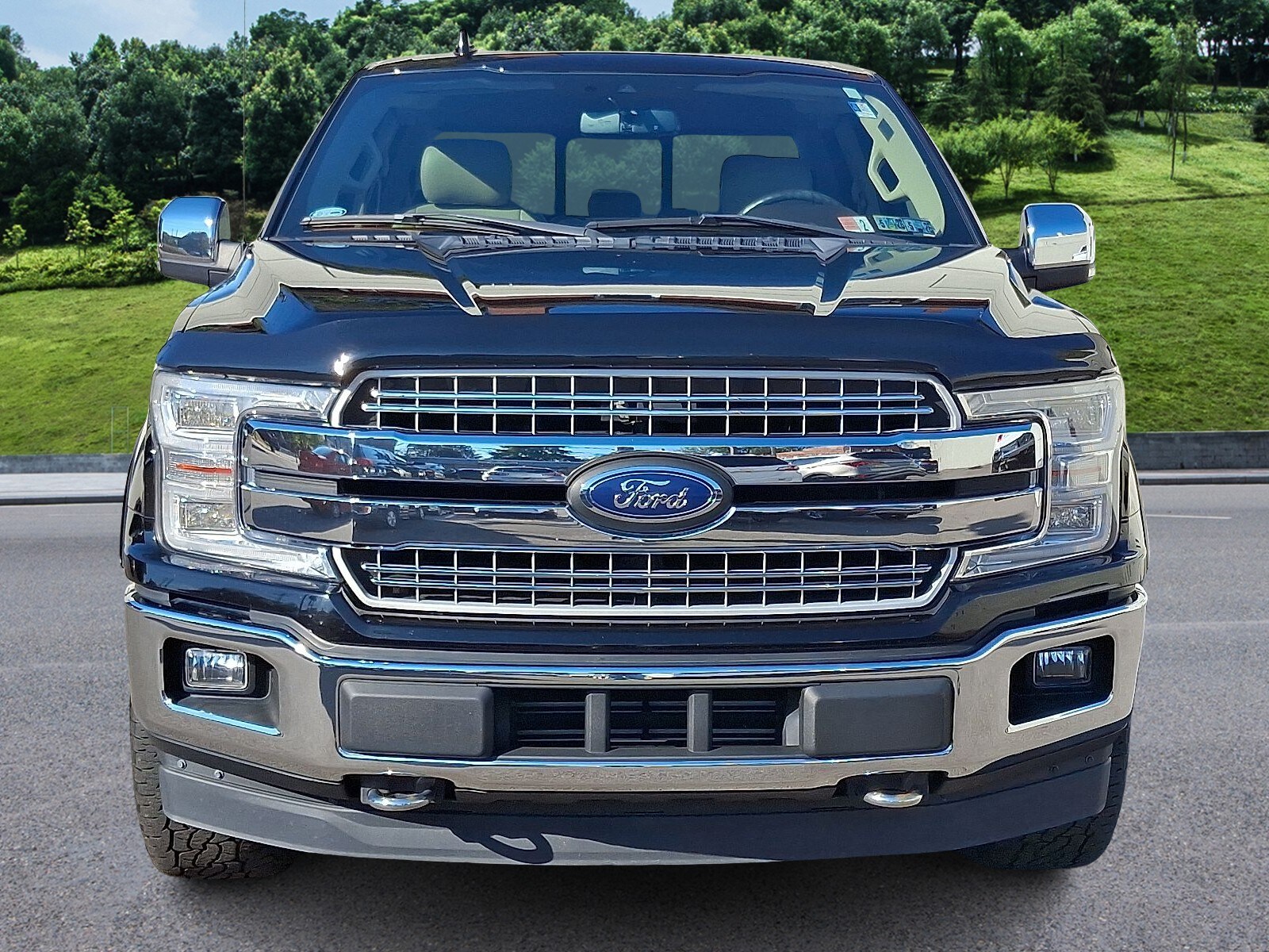 2018 Ford F-150 Lariat photo 2