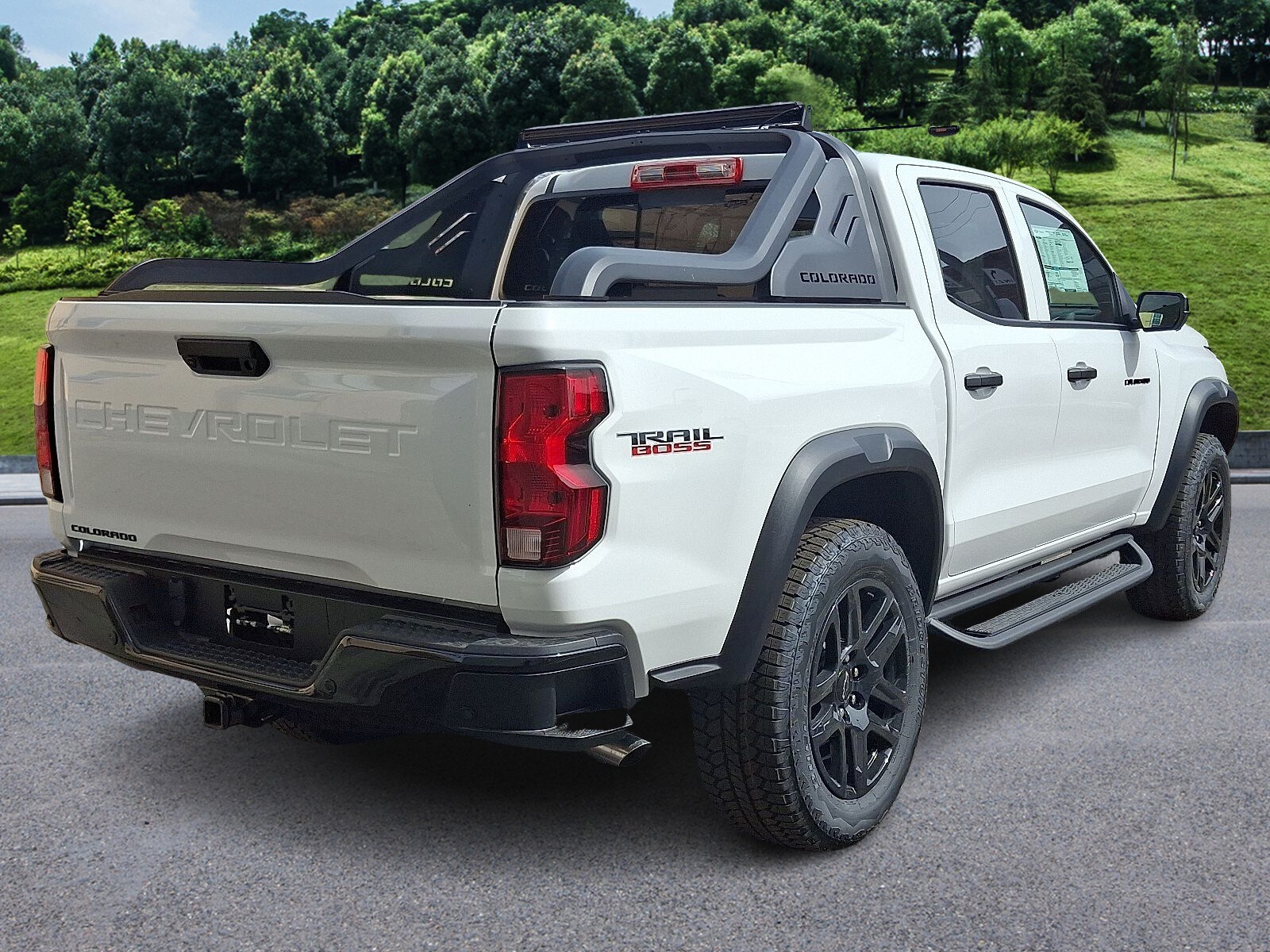 2025 Chevrolet Colorado Trail Boss photo 4