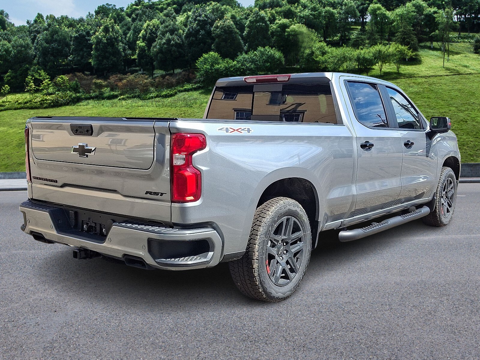2025 Chevrolet Silverado 1500 RST photo 4