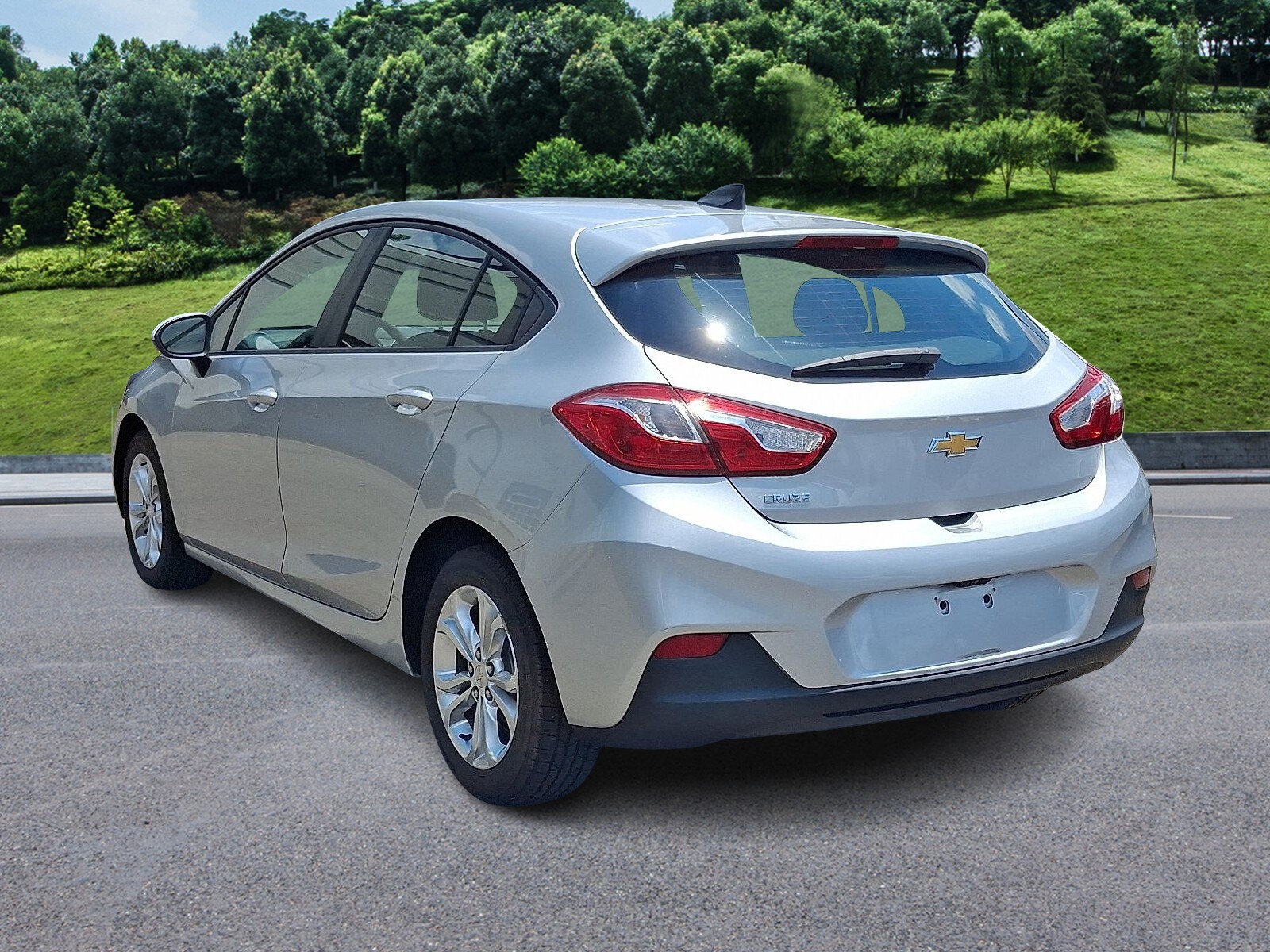2019 Chevrolet Cruze LS photo 4