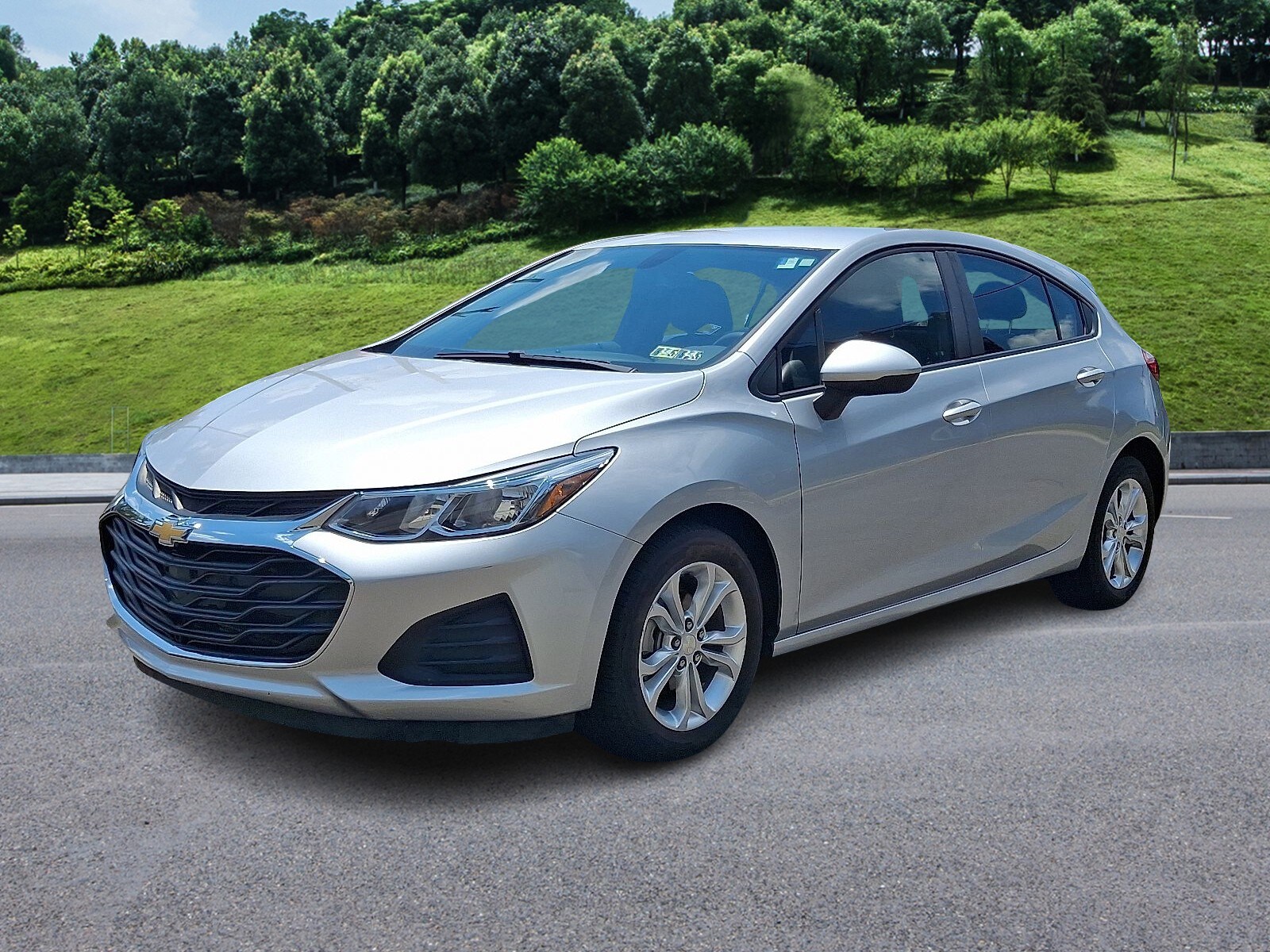 2019 Chevrolet Cruze LS photo 3