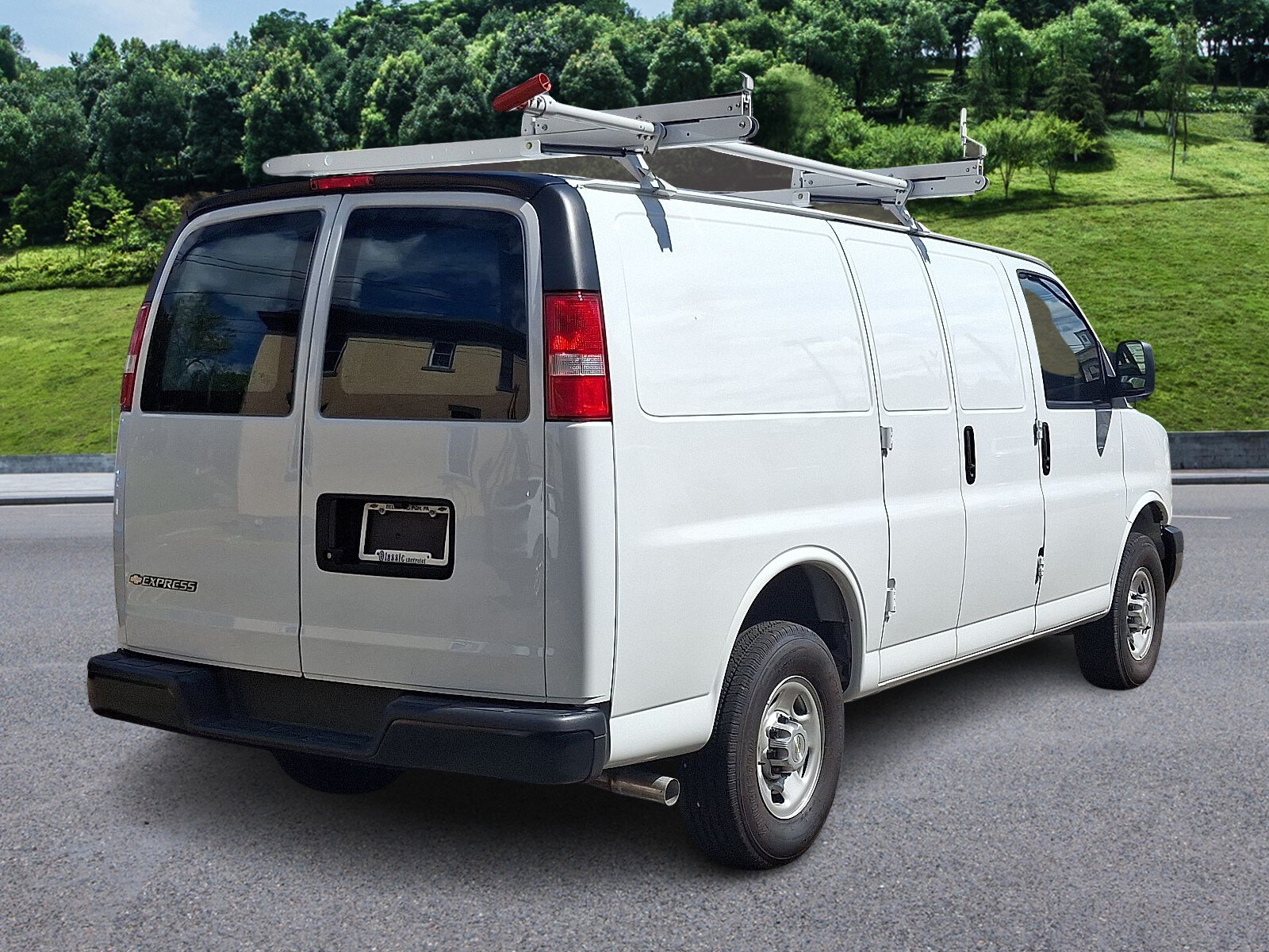 2024 Chevrolet Express Cargo 2500 Work Van photo 3