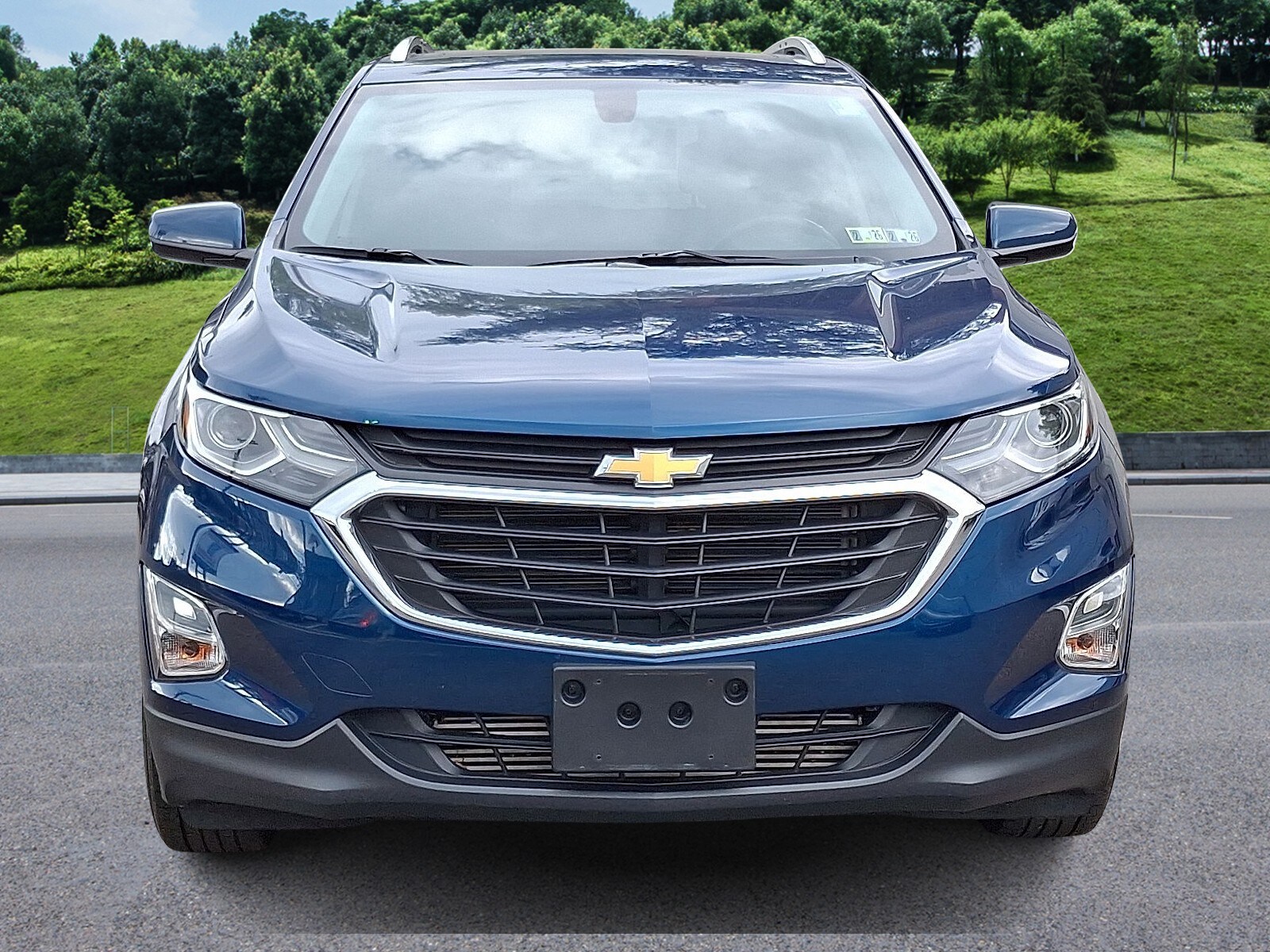 2019 Chevrolet Equinox photo 2