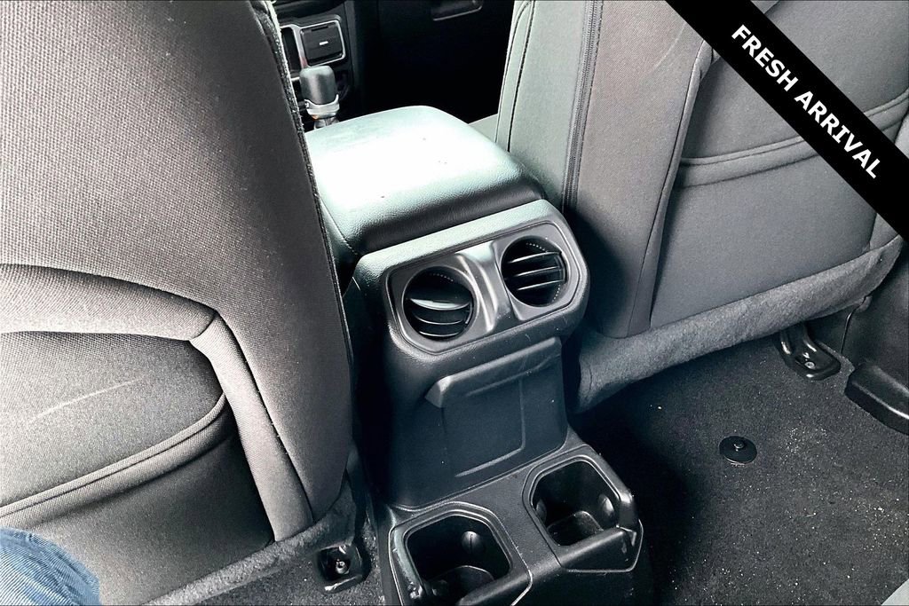 2023 Jeep Wrangler 4-Door Sport - Photo 10