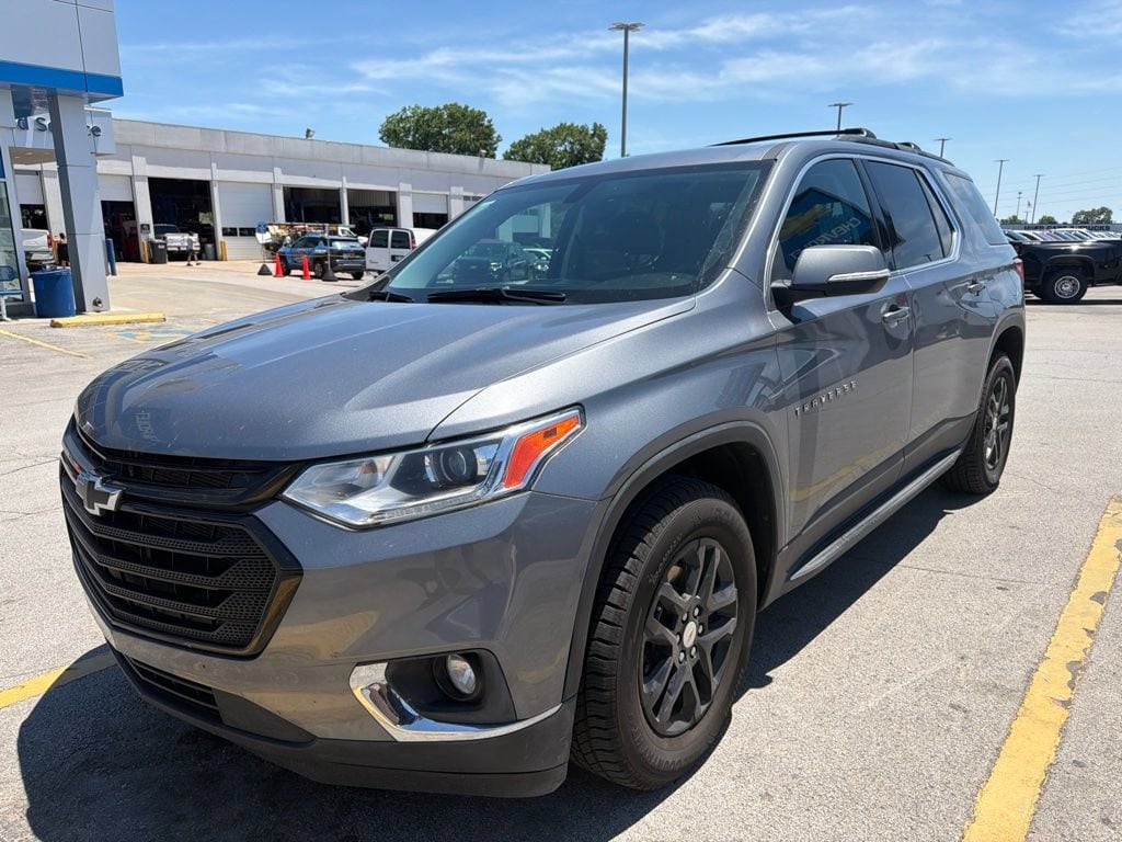 Used 2021 Chevrolet Traverse LT Cloth SUV