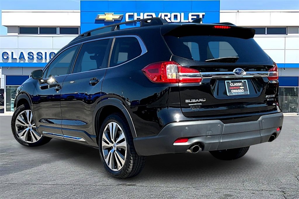 2019 Subaru Ascent Limited photo 4