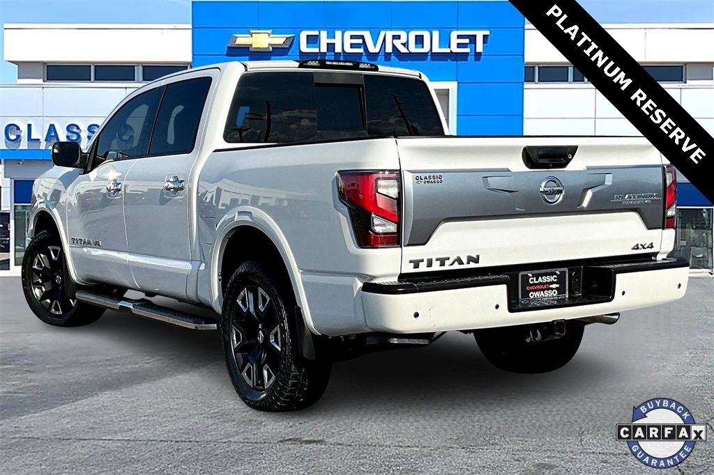 2020 Nissan Titan Platinum Reserve photo 4