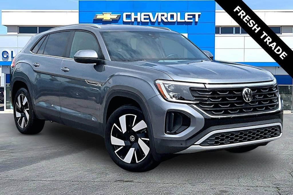 2025 Volkswagen Atlas Cross Sport 2.0T SE w/Tech 4MOTION's photo