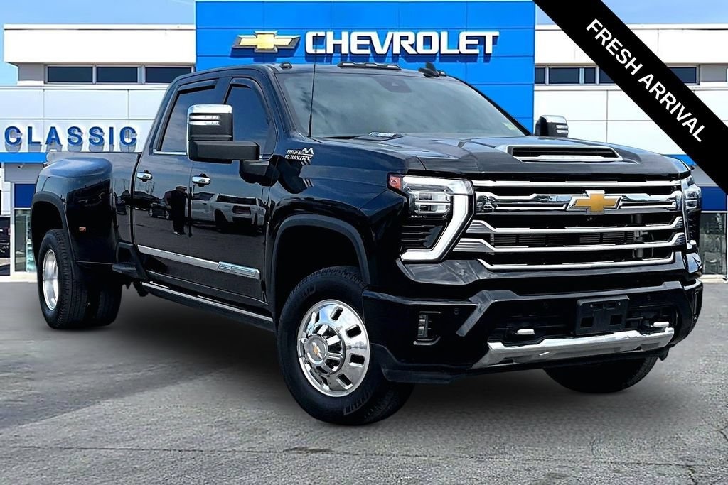 Used 2024 Chevrolet Silverado 3500 HD High Country DRW Truck