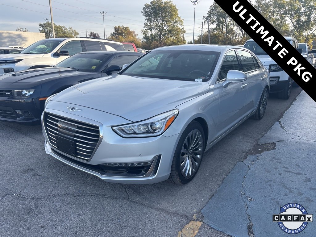 2017 Genesis G90 5.0L Ultimate photo 3