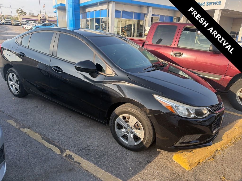 Used 2018 Chevrolet Cruze LS with VIN 1G1BC5SM2J7215166 for sale in Owasso, OK