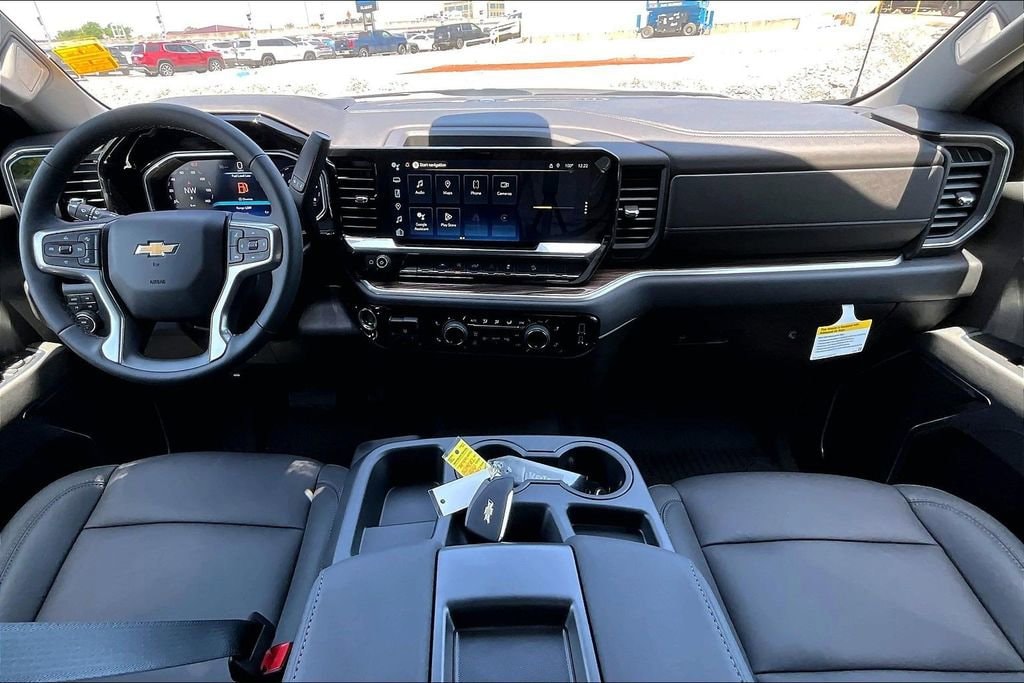 2026 Chevrolet Silverado 1500 LT - Photo 4