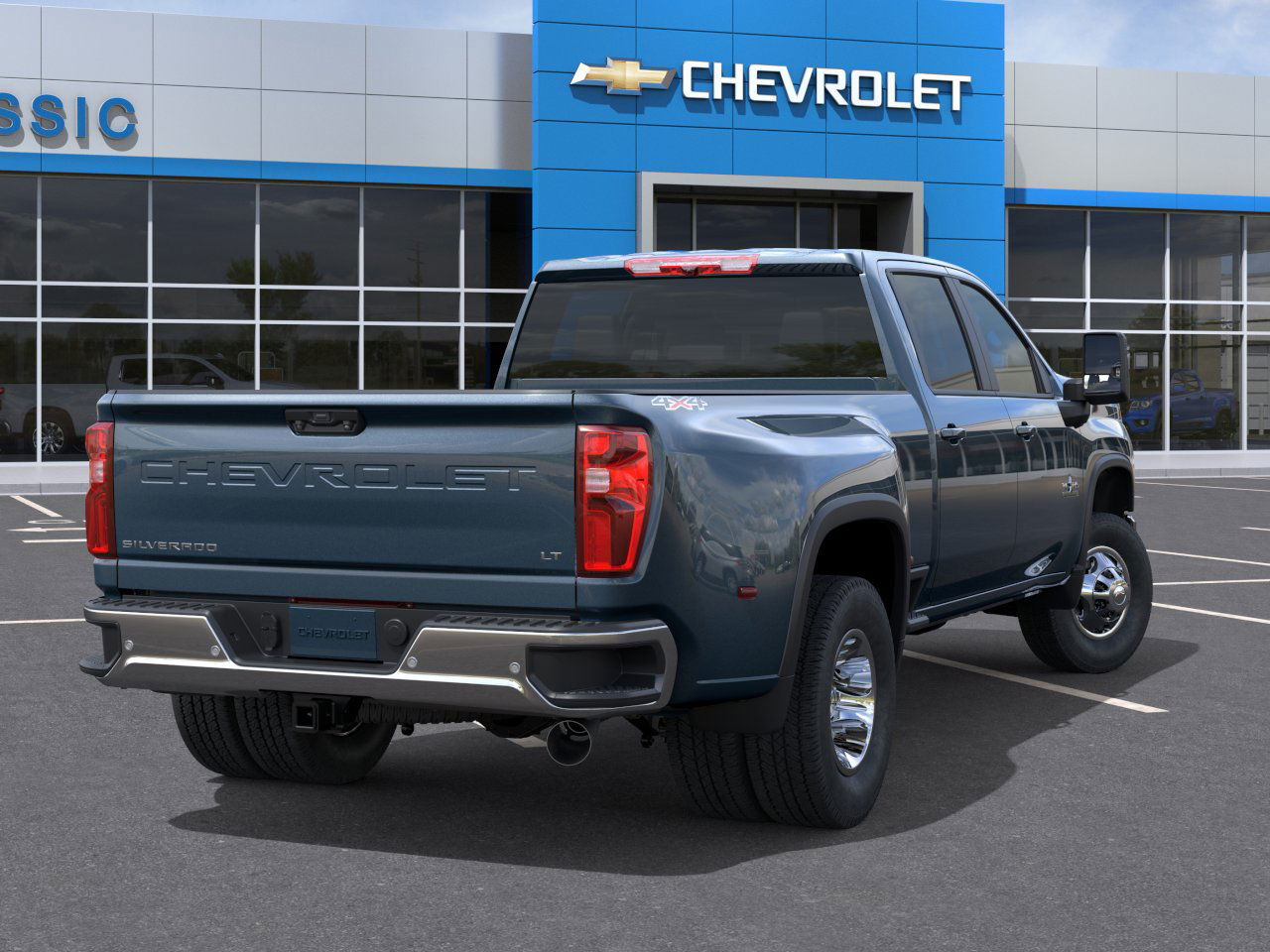 2026 Chevrolet Silverado 3500HD LT photo 4