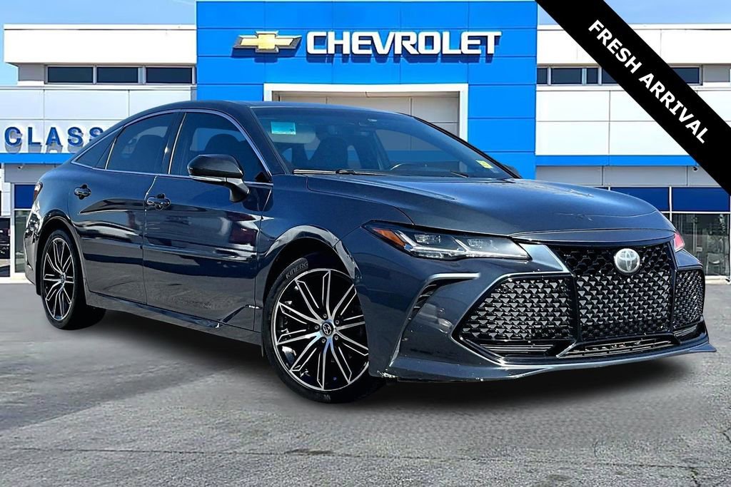 2019 Toyota Avalon Touring's photo