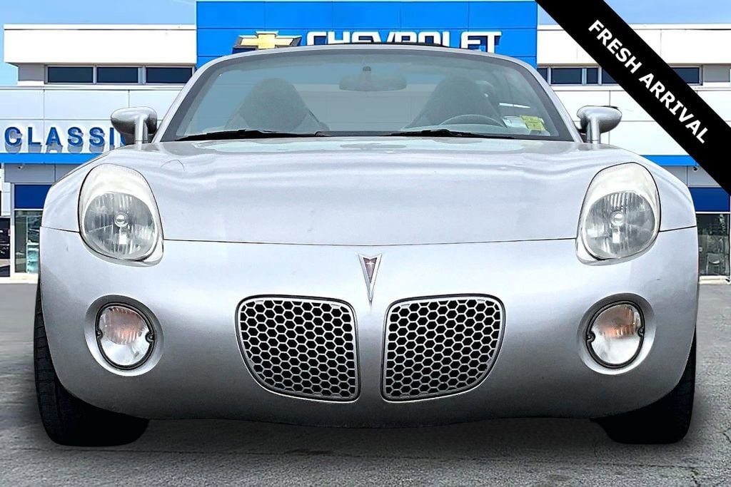 Used 2007 Pontiac Solstice Car