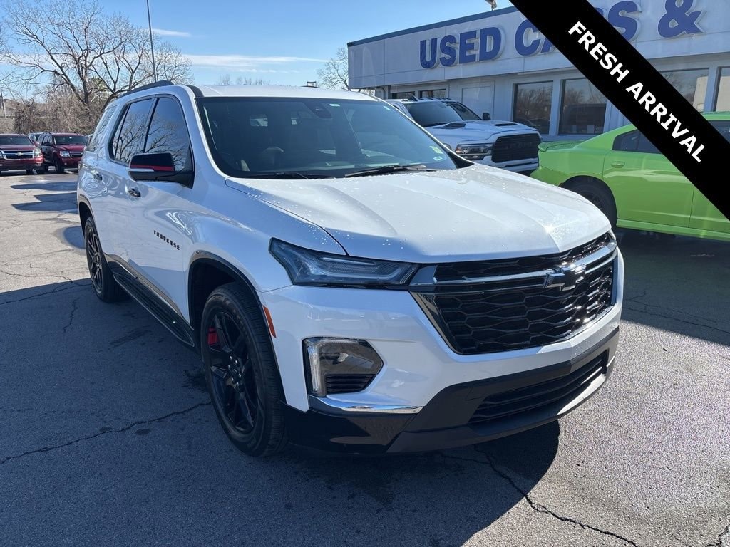 Used 2023 Chevrolet Traverse Premier SUV