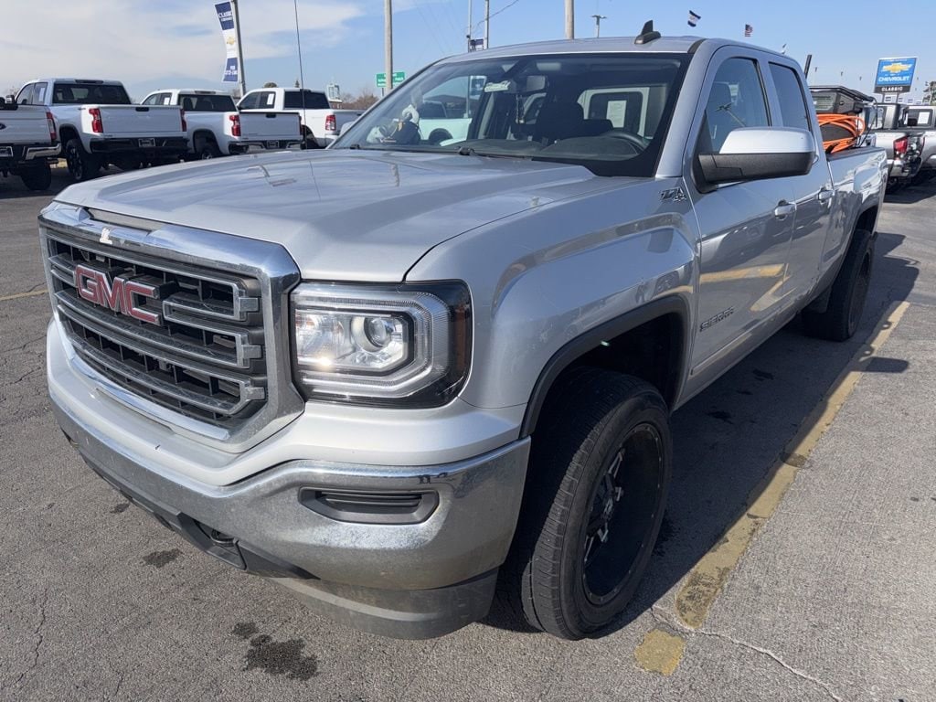 Used 2017 GMC Sierra 1500 SLE Truck