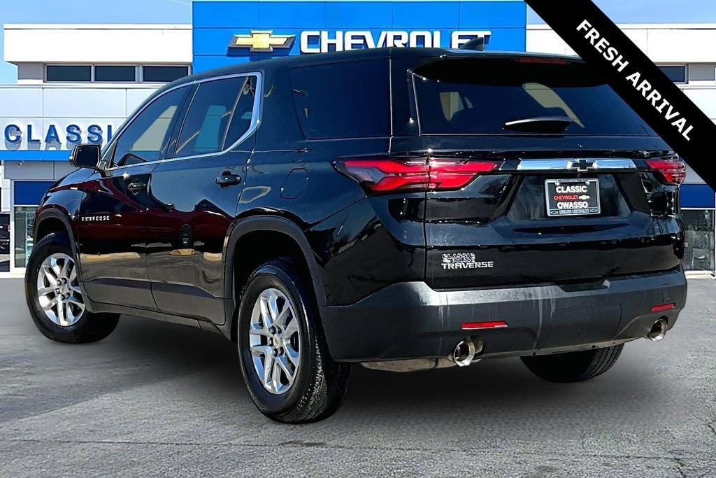 Used 2023 Chevrolet Traverse LS SUV
