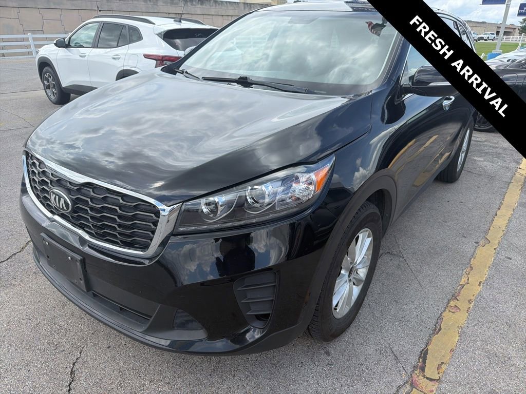 2019 Kia Sorento LX AT's photo