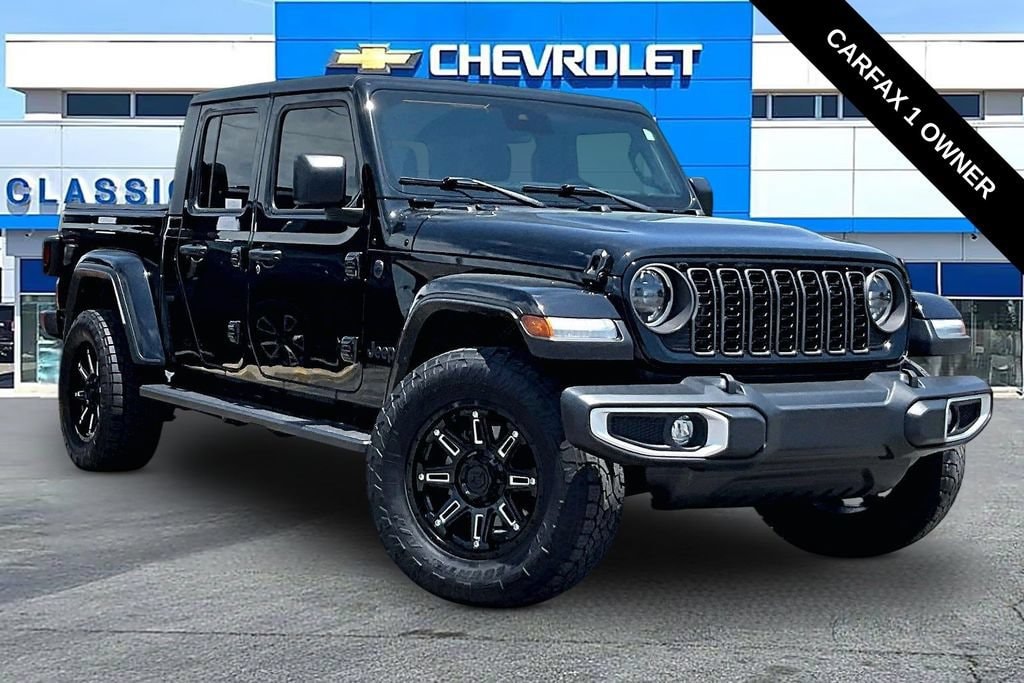 Used 2024 Jeep Gladiator Sport S