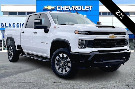 2025 Chevrolet Silverado 2500 HD Custom Truck