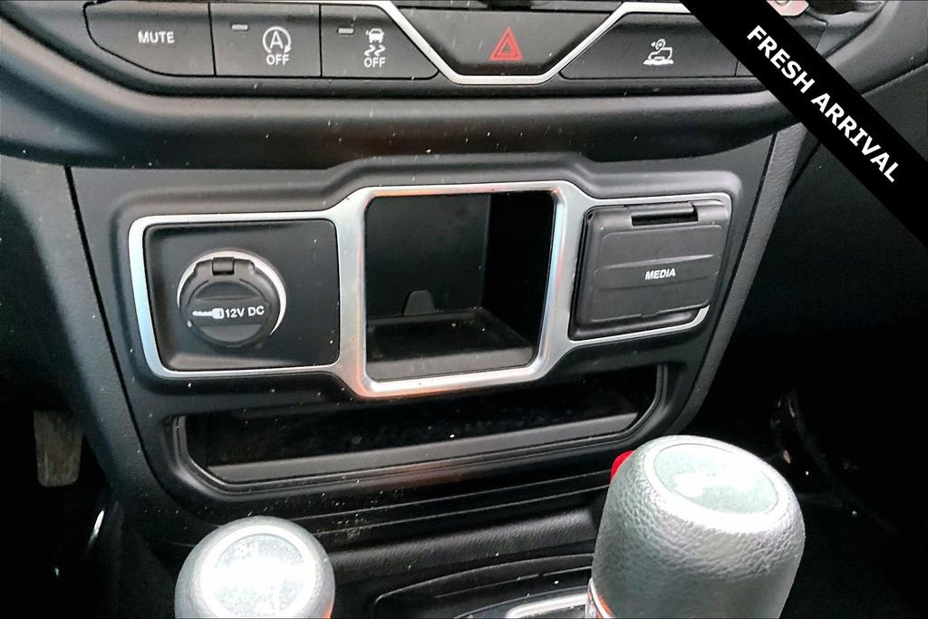 2023 Jeep Wrangler 4-Door Sport - Photo 15