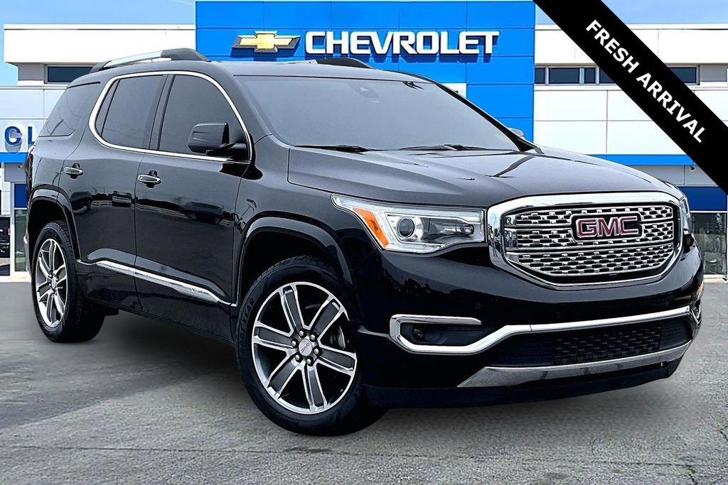 2019 GMC Acadia Denali FWD's photo