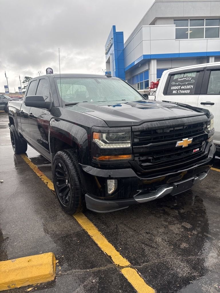 2017 Chevrolet Silverado 1500 LT 4X4 Double Cab Std Box's photo