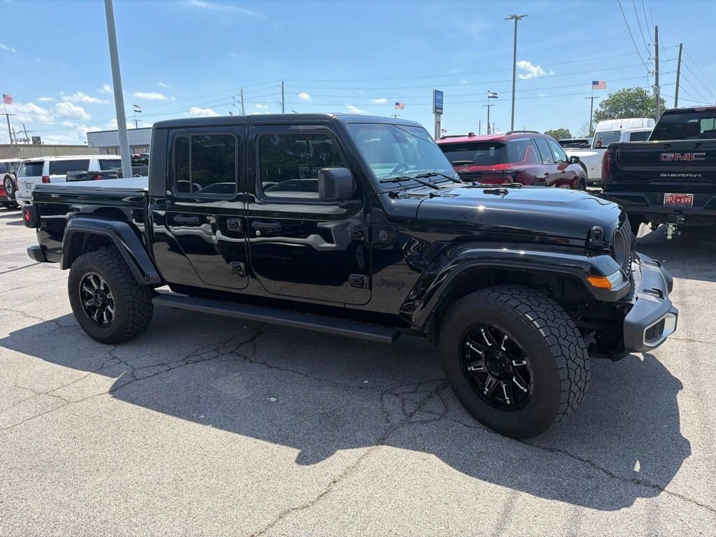 Used 2024 Jeep Gladiator Sport S