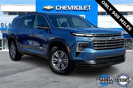 2026 Chevrolet Traverse LT SUV