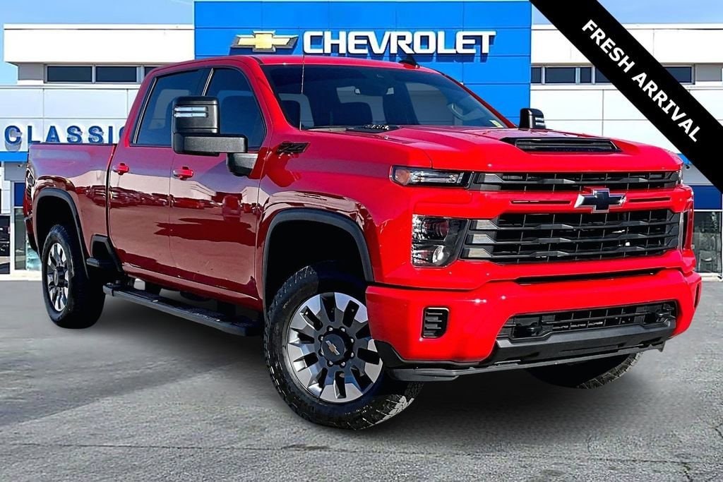 2024 Chevrolet Silverado HD LT's photo