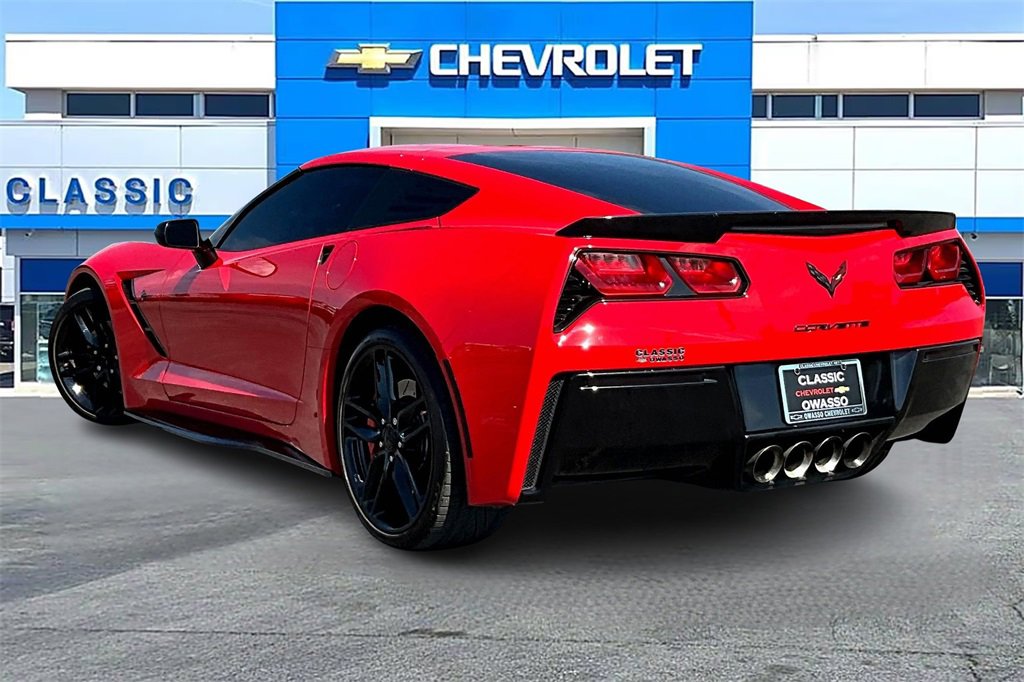 2017 Chevrolet Corvette Stingray 2LT photo 4