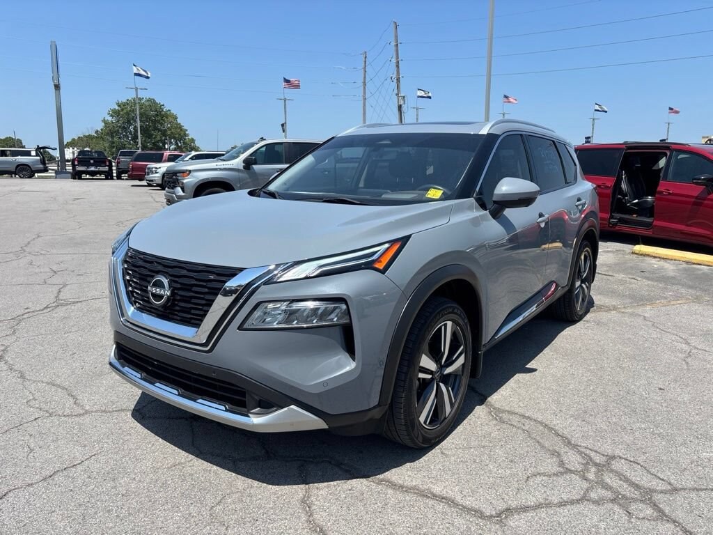 Used 2023 Nissan Rogue Platinum