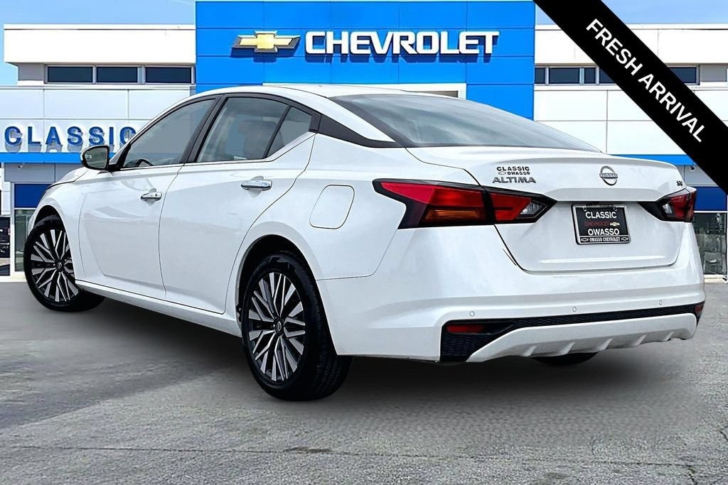 Used 2023 Nissan Altima 2.5 SV