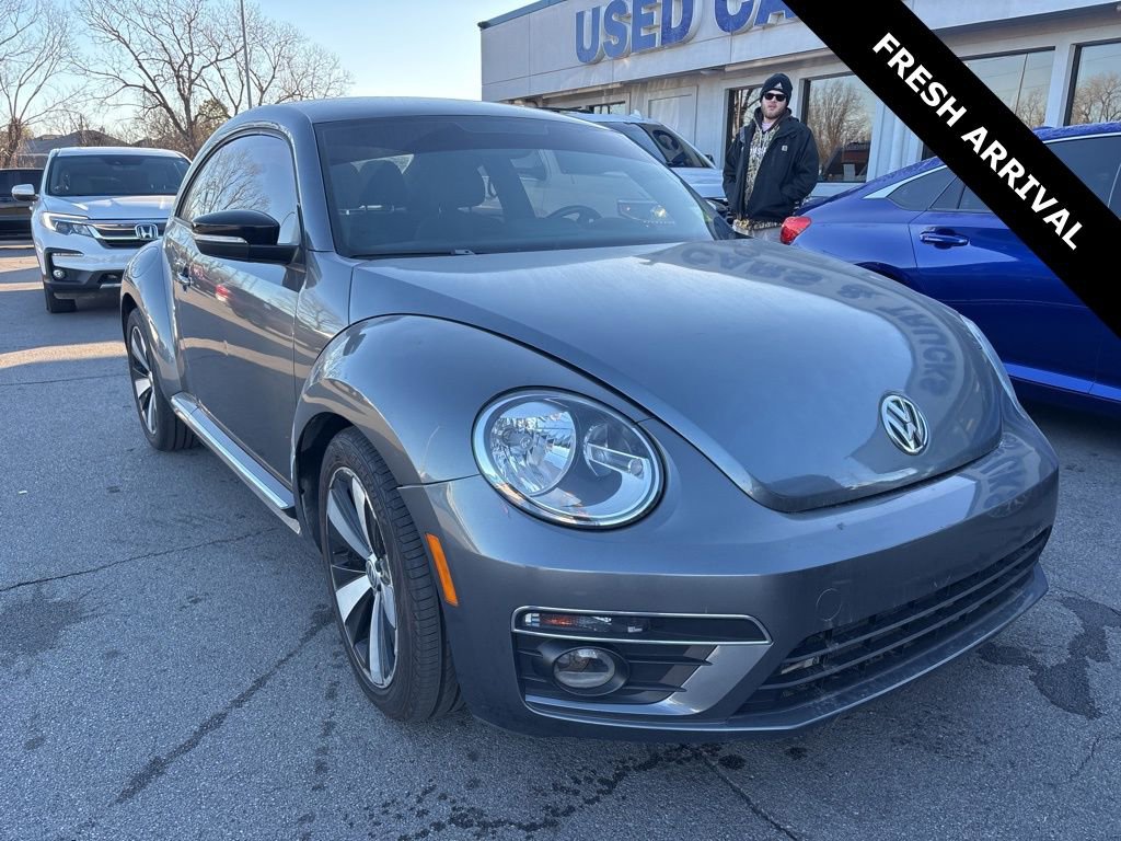 2013 Volkswagen Beetle 2.0's photo