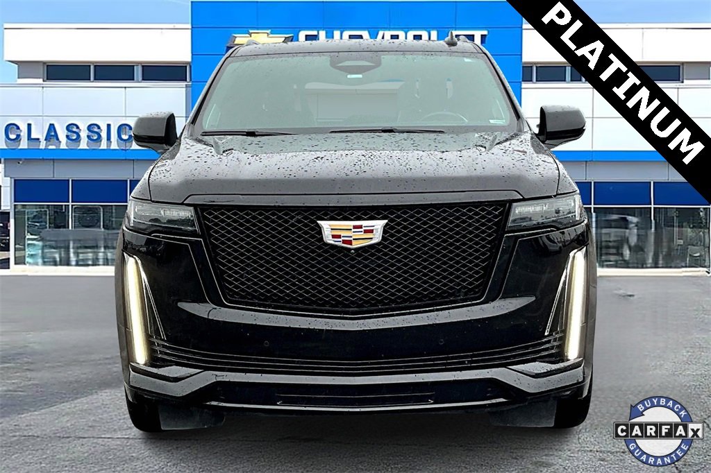 2021 Cadillac Escalade Sport Platinum photo 2