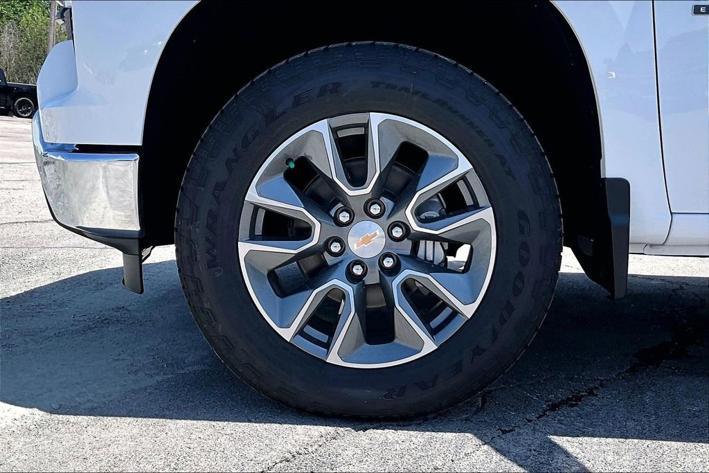 2026 Chevrolet Silverado 1500 LT - Photo 11
