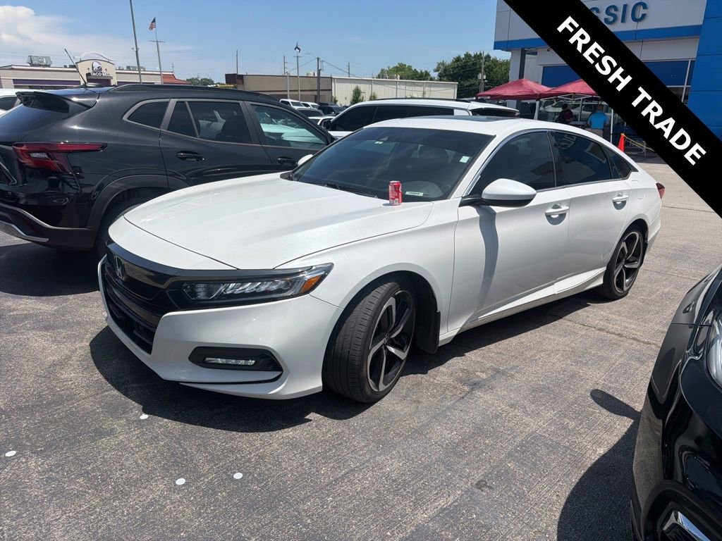 2018 Honda Accord 2.0T Sport Auto's photo