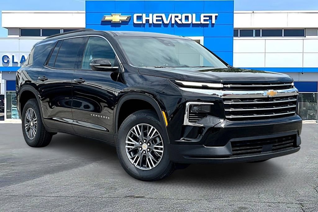 2026 Chevrolet Traverse FWD LT's photo