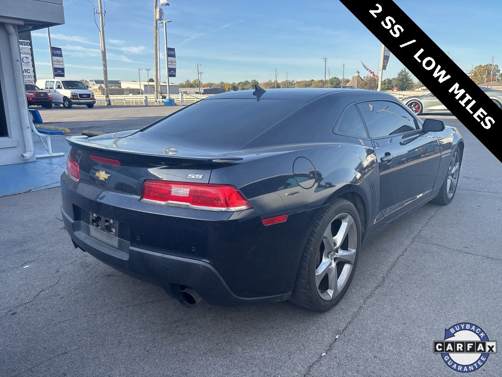 2015 Chevrolet Camaro SS photo 2