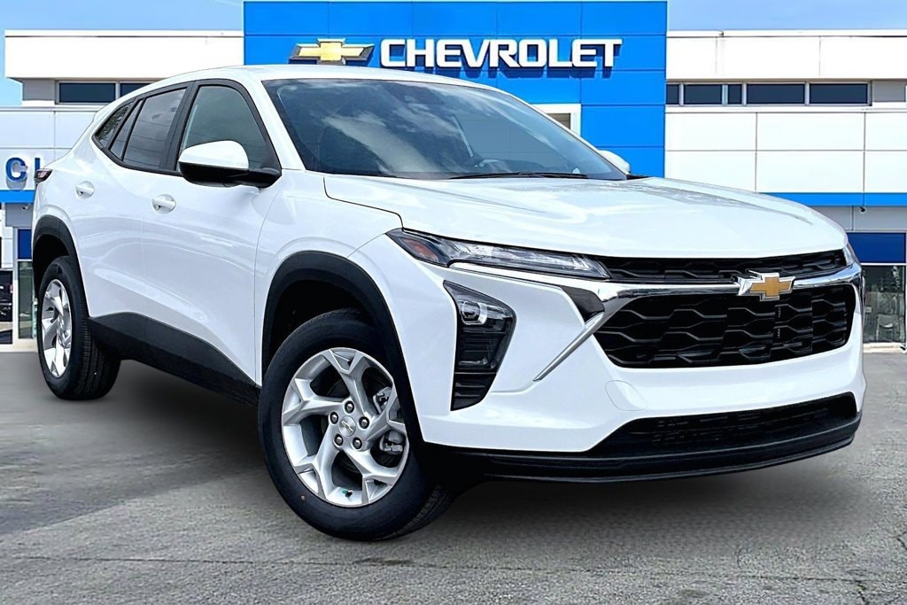 New 2026 Chevrolet Trax LS SUV