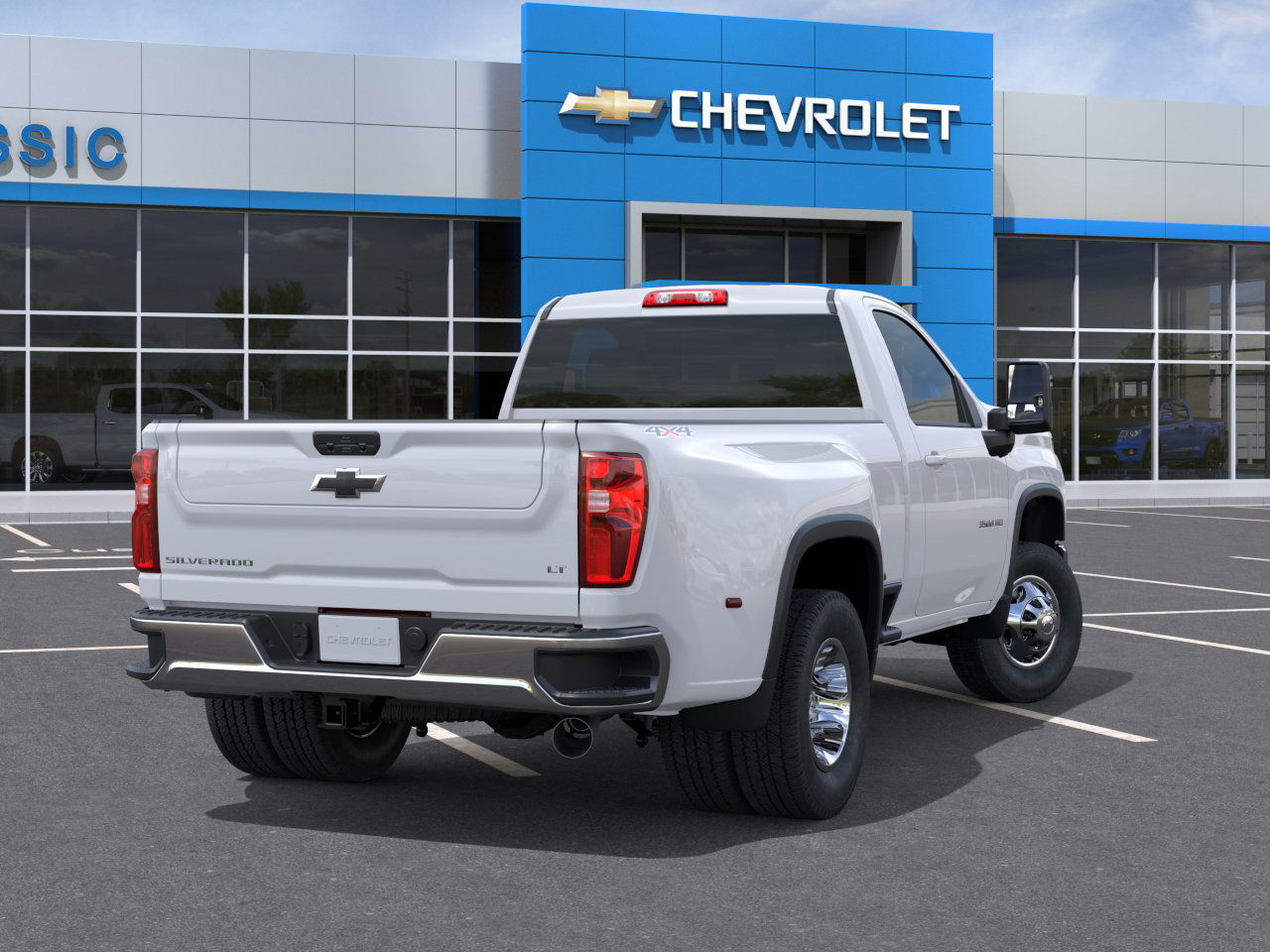 2026 Chevrolet Silverado 3500HD photo 4