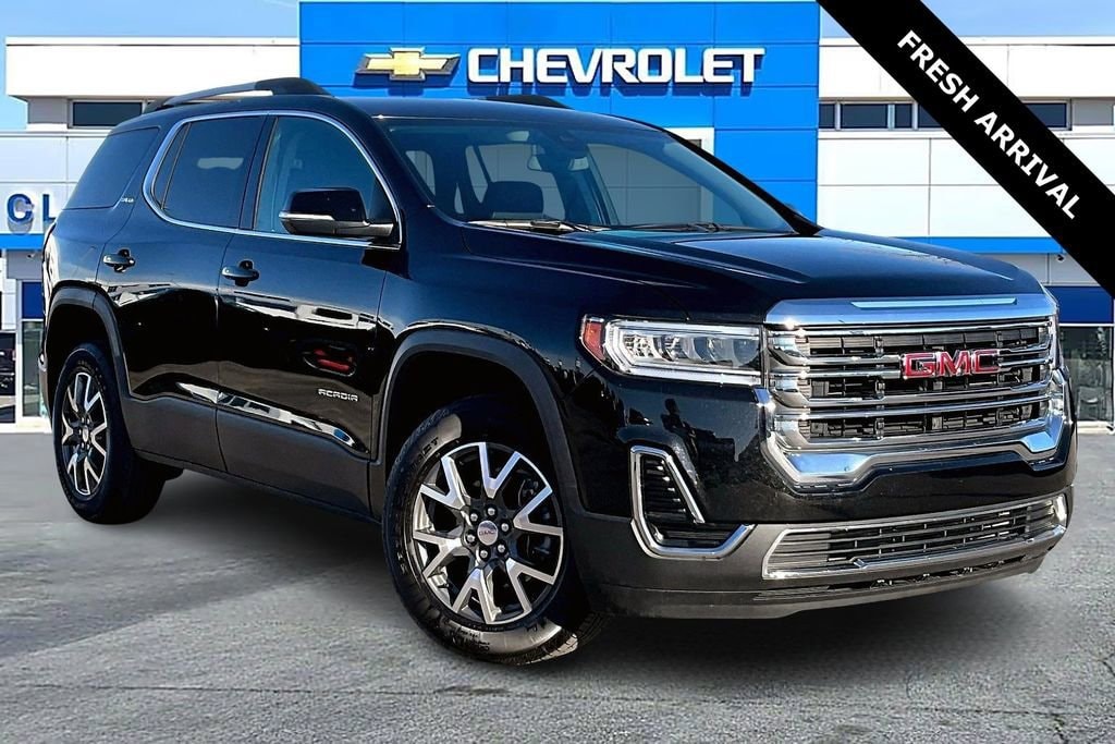 2023 GMC Acadia SLE's photo