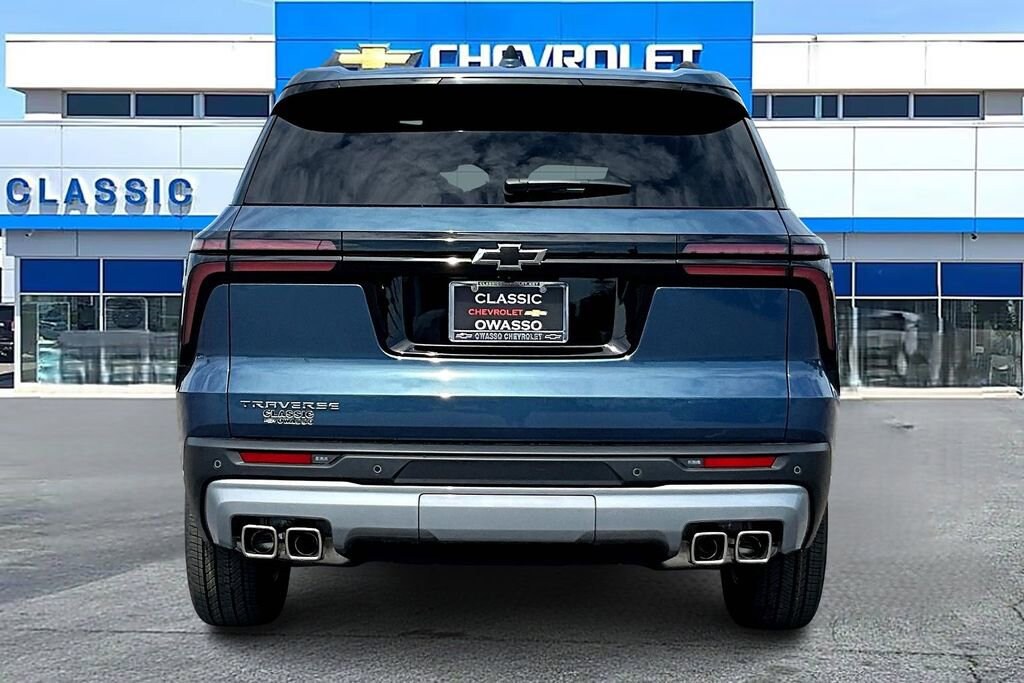 New 2026 Chevrolet Traverse LT SUV