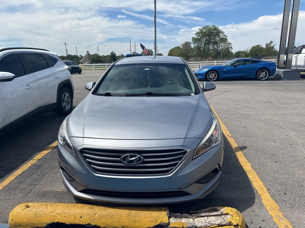 Used 2016 Hyundai Sonata SE with VIN 5NPE24AF8GH296232 for sale in Owasso, OK