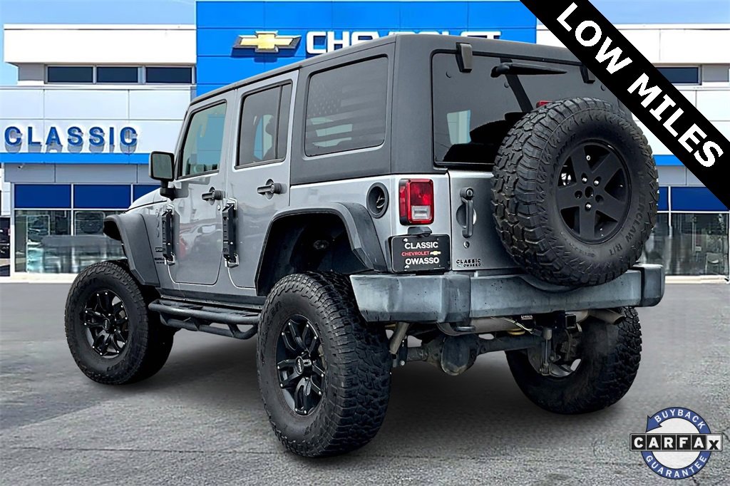 2017 Jeep Wrangler Unlimited Sport photo 4