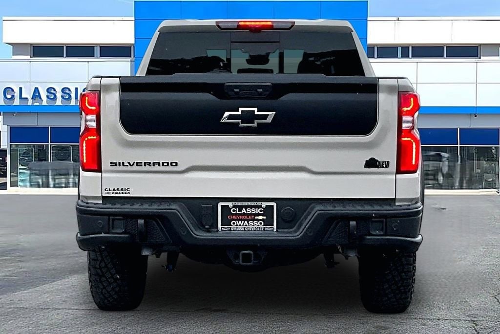 2026 Chevrolet Silverado 1500 ZR2 - Photo 4