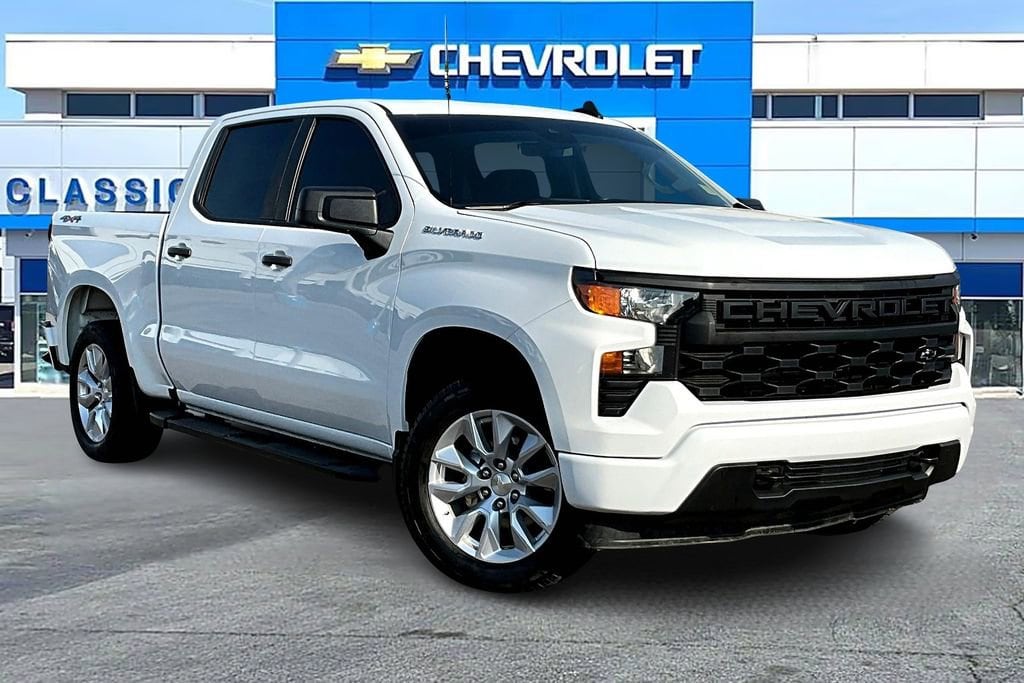 2022 Chevrolet Silverado 1500 Custom's photo